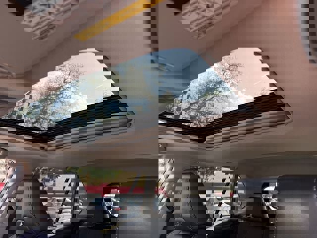 Used 2019 Toyota RAV4 XLE Premium image 25