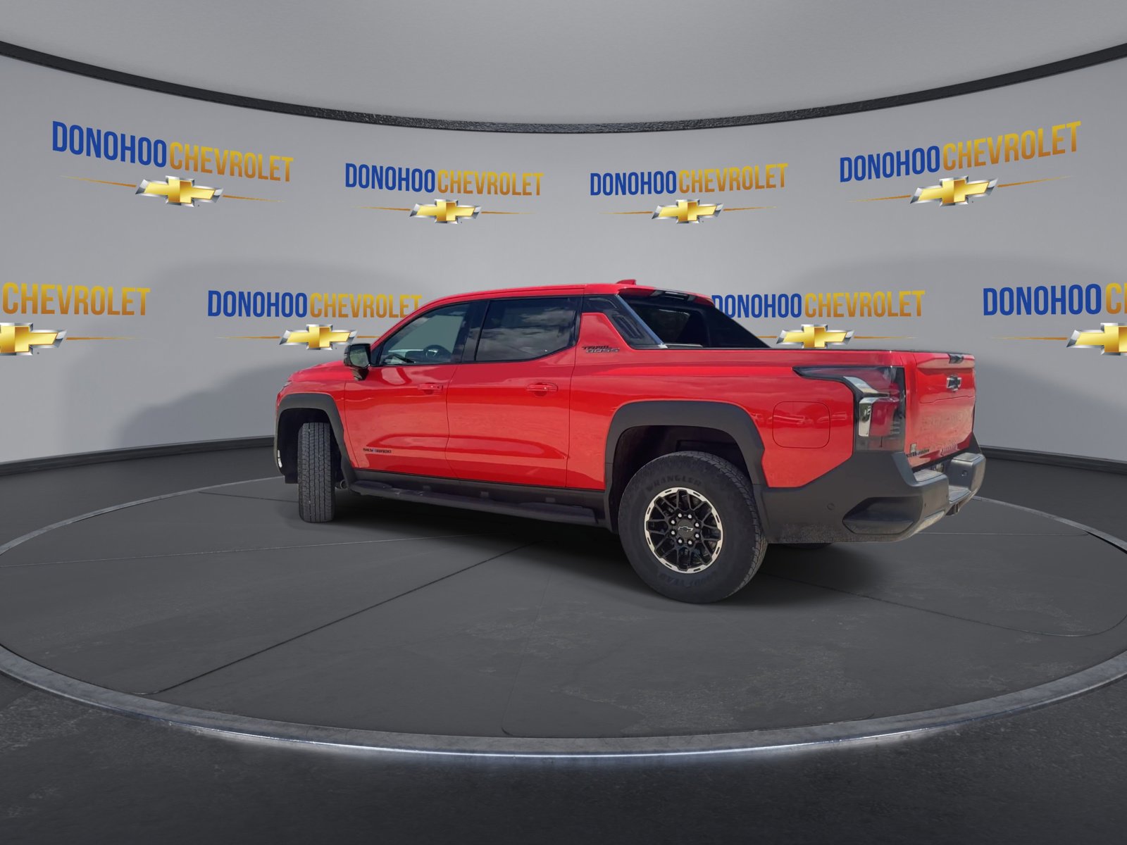 New 2026 Chevrolet Silverado EV Trail Boss w/ Premium Package image 9