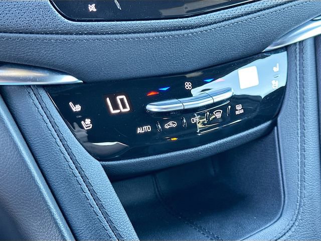 Used 2024 Cadillac XT5 Premium Luxury AWD/4WD image 16