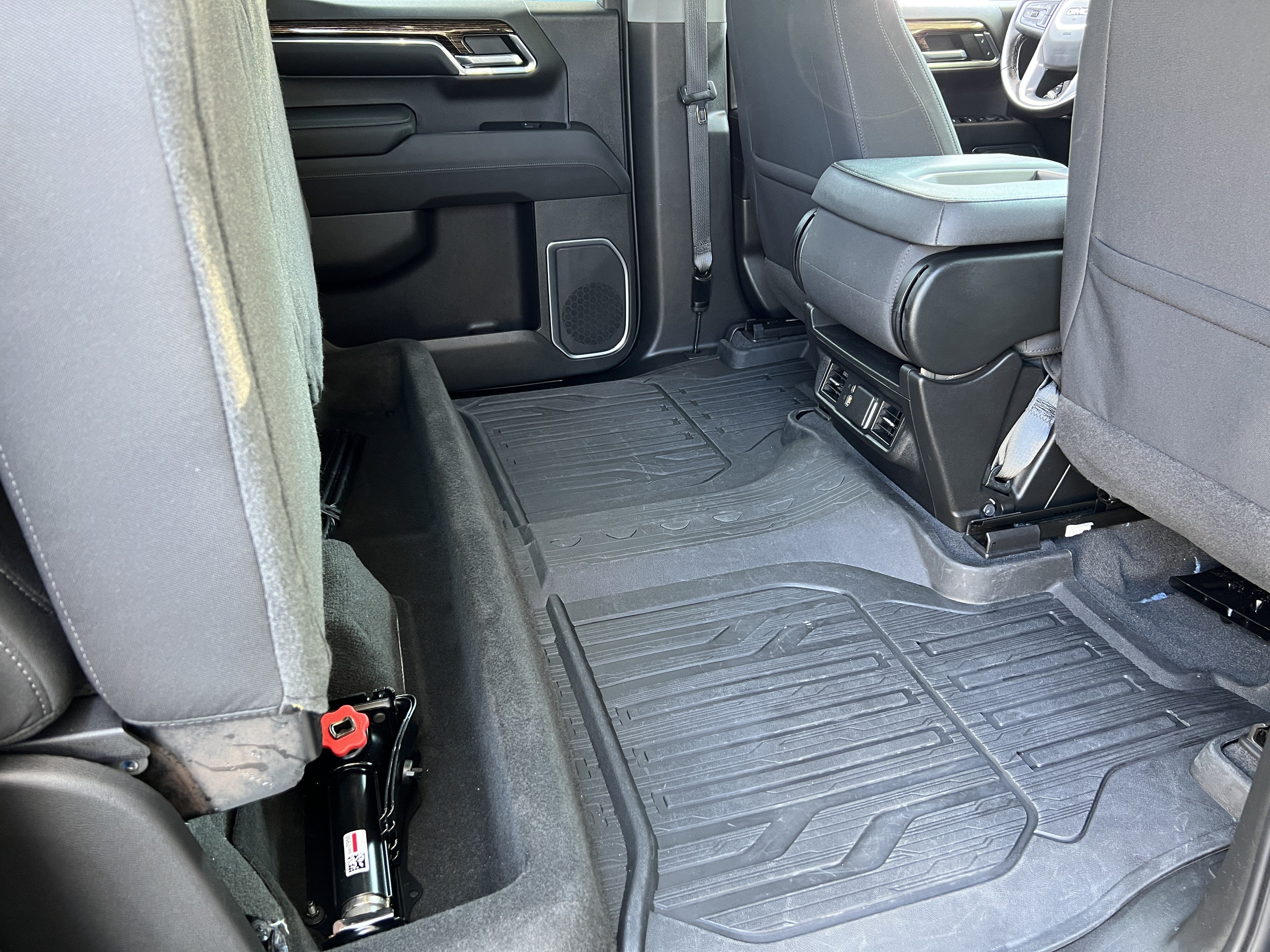 Used 2022 GMC Sierra 1500 Elevation w/ LPO, Elevation Black Package AWD/4WD image 20