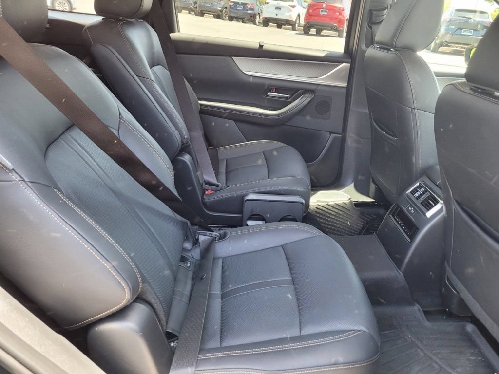 Used 2024 MAZDA CX-90 3.3 Turbo w/ Preferred Package AWD/4WD image 29