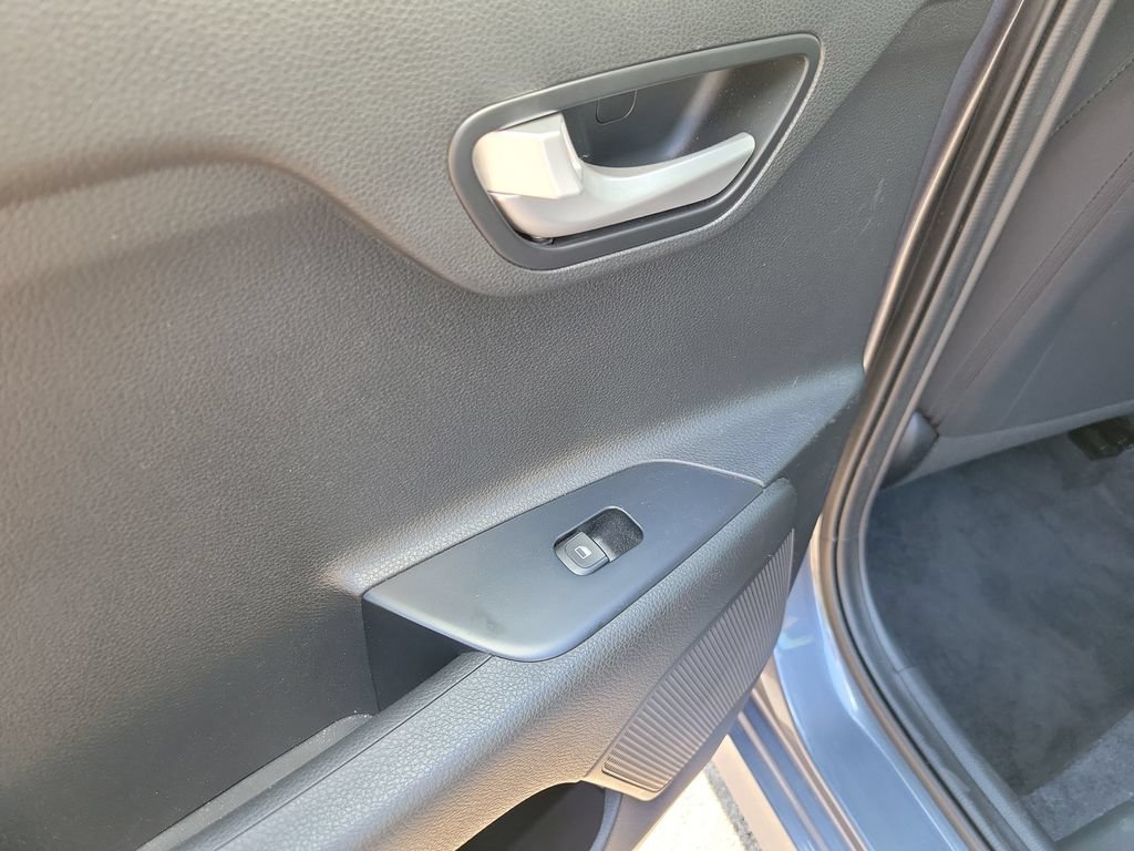 Used 2020 Kia Rio S FWD image 18