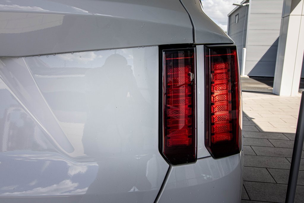 Used 2023 Kia Sorento S w/ Panoramic Sunroof Package image 17