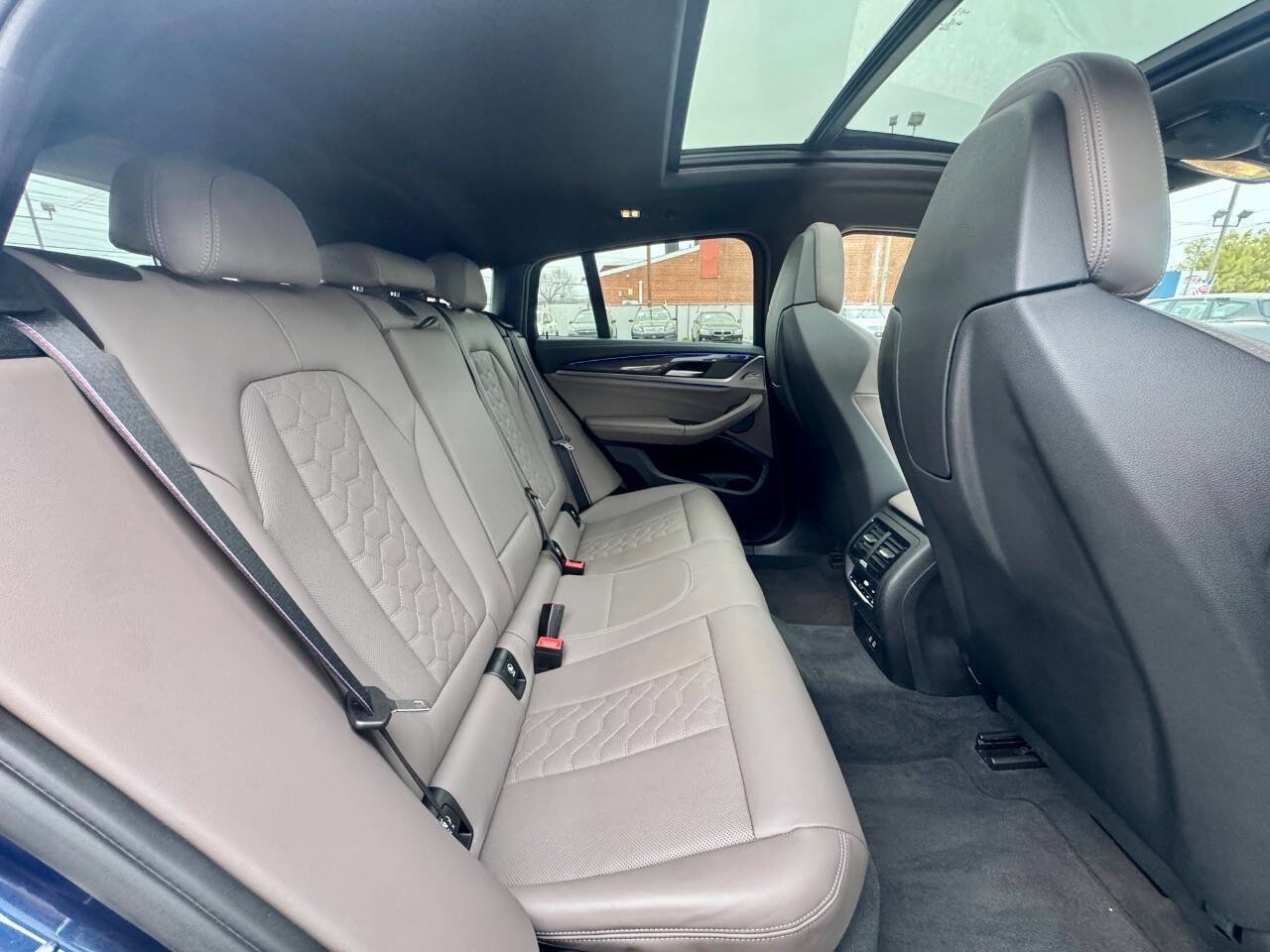 Used 2021 BMW X4 M w/ Competition Package image 15