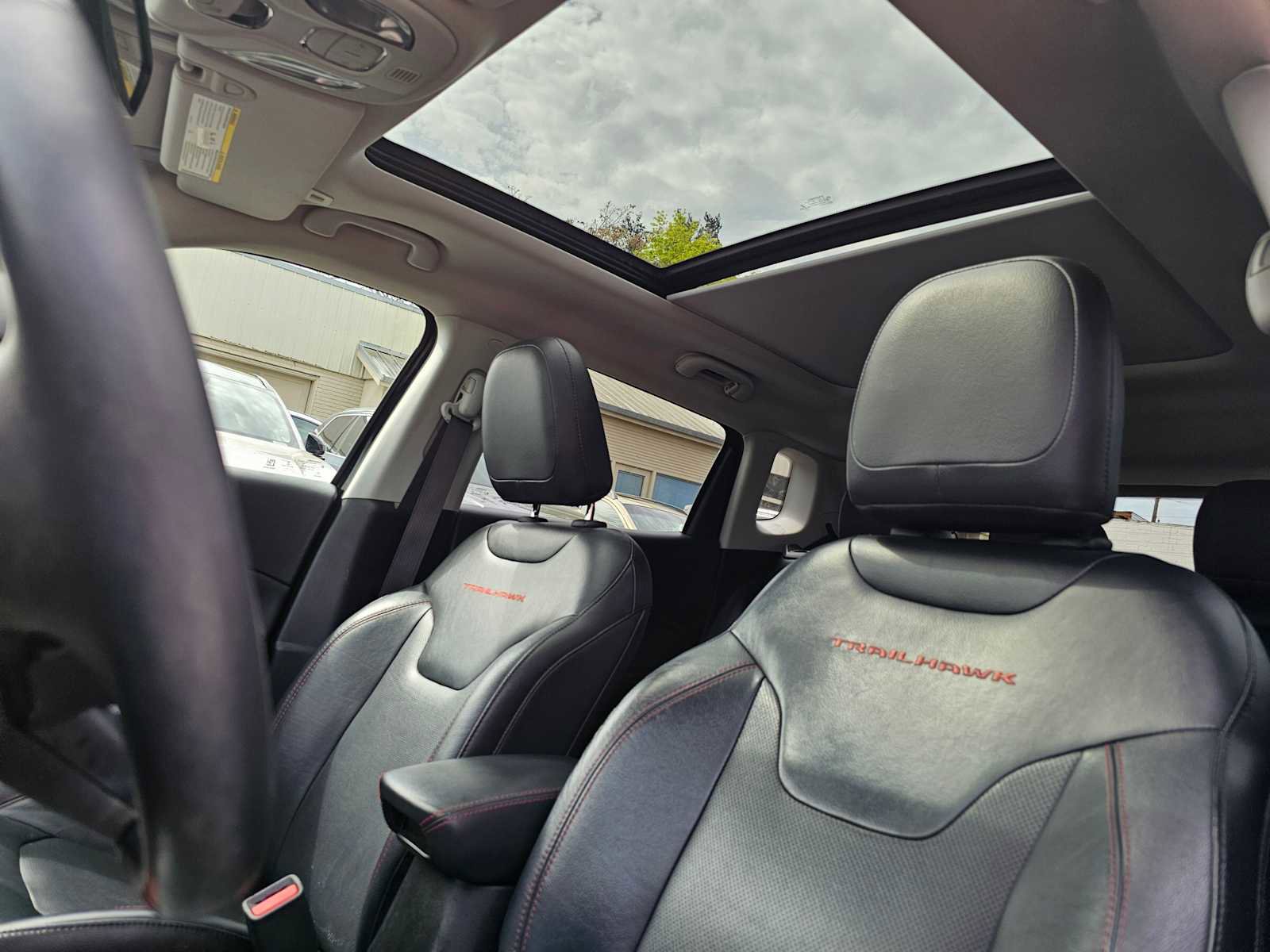 Used 2017 Jeep Compass Trailhawk w/ Leather Interior Group image 23