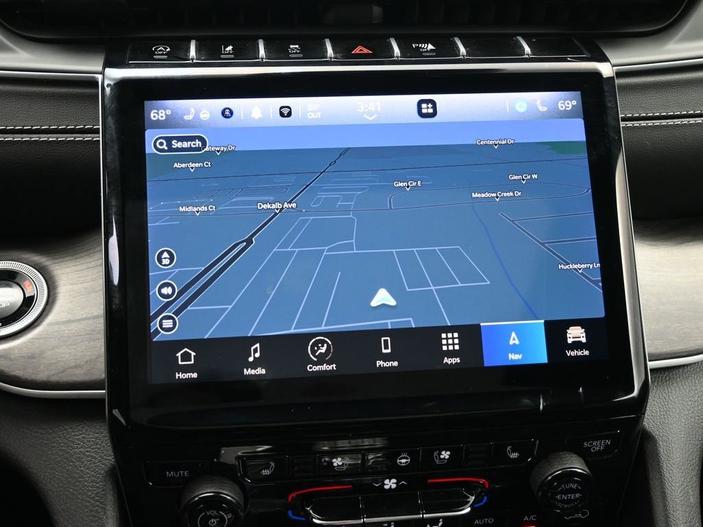 Used 2024 Jeep Grand Cherokee L Limited w/ Luxury Tech Group II image 20