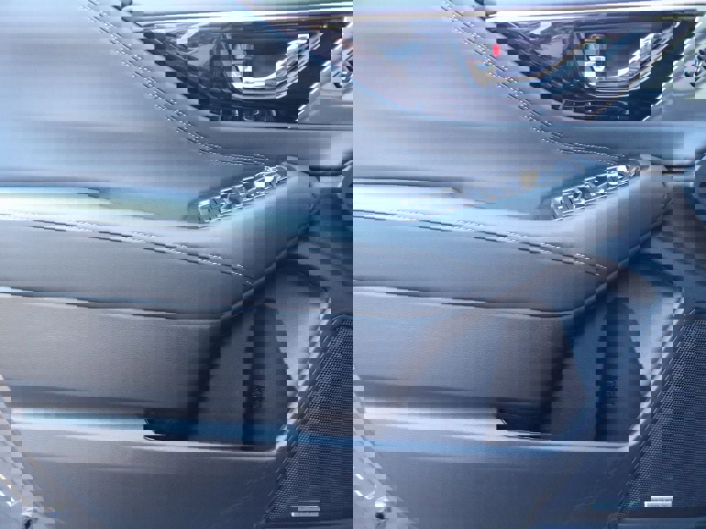 Used 2025 Subaru Outback Touring XT w/ Popular Package #2 image 13