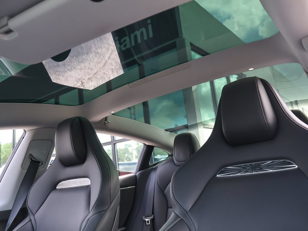 Used 2024 Tesla Model 3 Performance AWD/4WD image 23