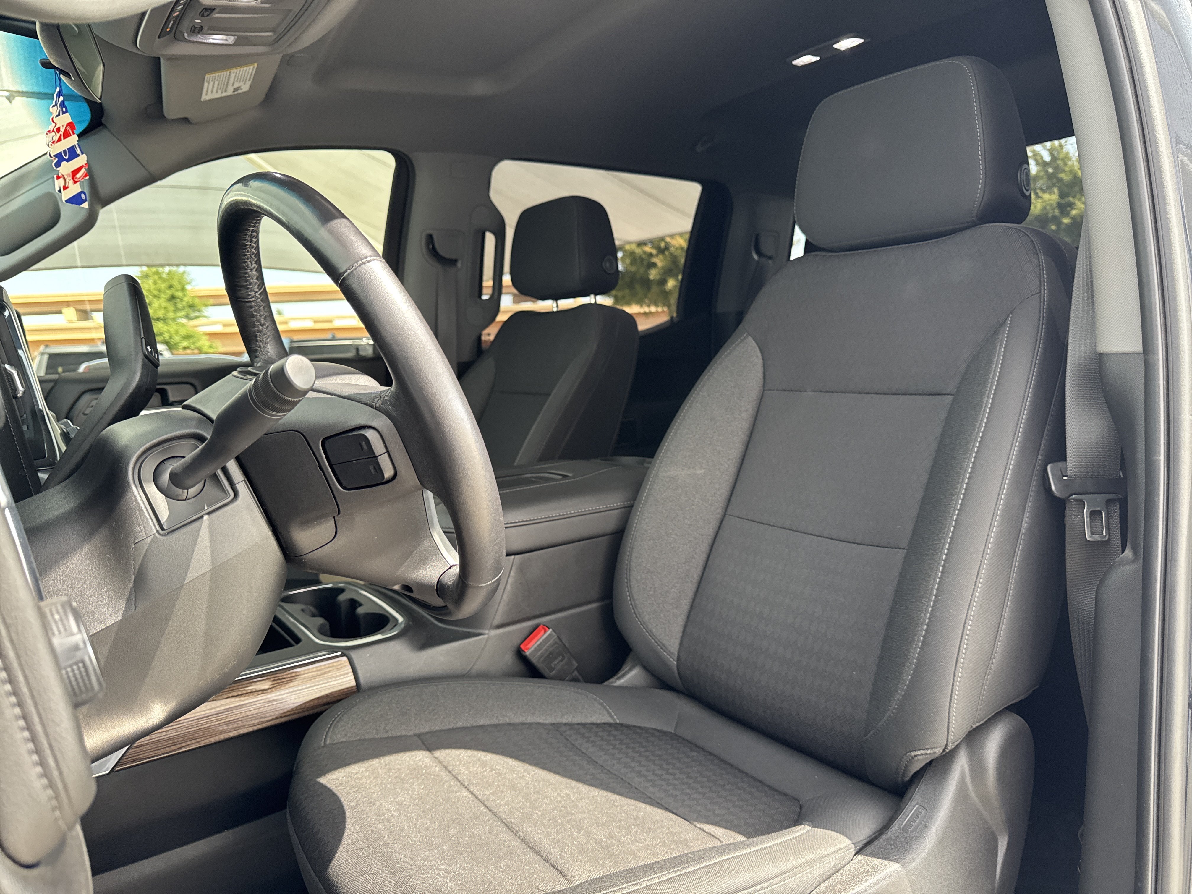 Used 2022 Chevrolet Silverado 1500 RST AWD/4WD image 9