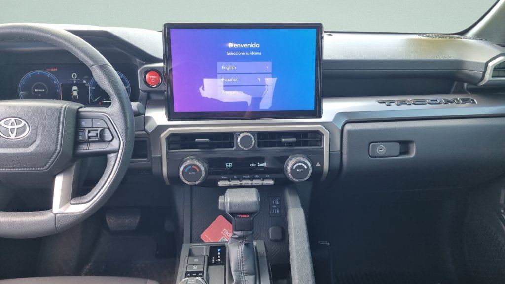 Used 2025 Toyota Tacoma TRD Off-Road AWD/4WD image 17