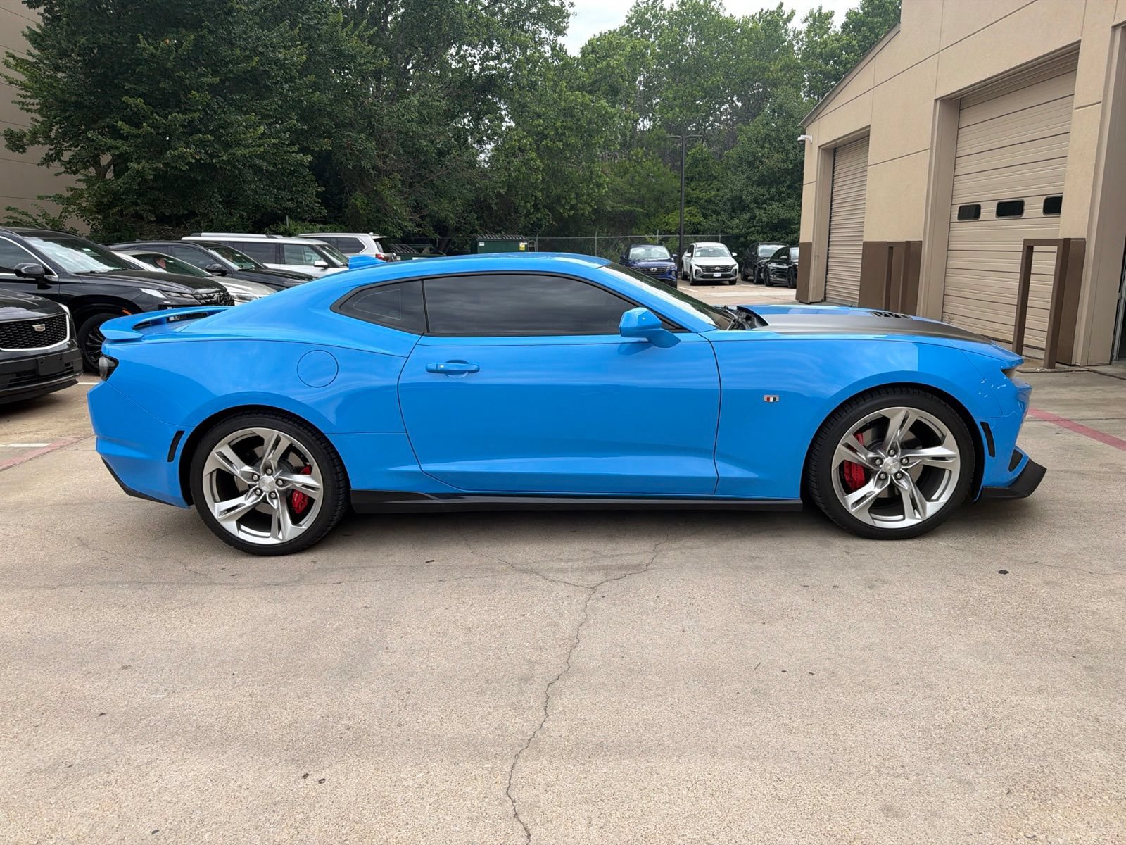 Used 2022 Chevrolet Camaro SS RWD image 4
