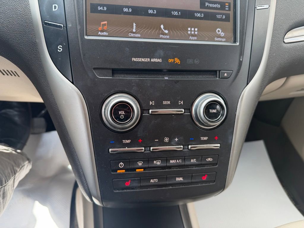 Used 2017 Lincoln MKC Premiere AWD/4WD image 26