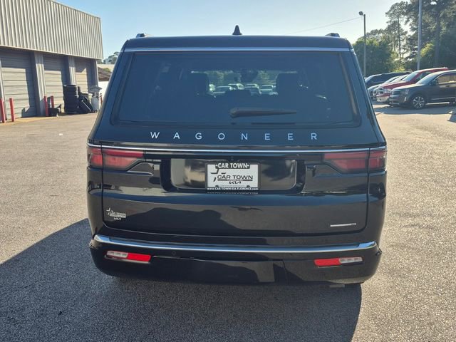 Used 2024 Jeep Wagoneer Series II w/ Flexible Seating Group RWD image 3