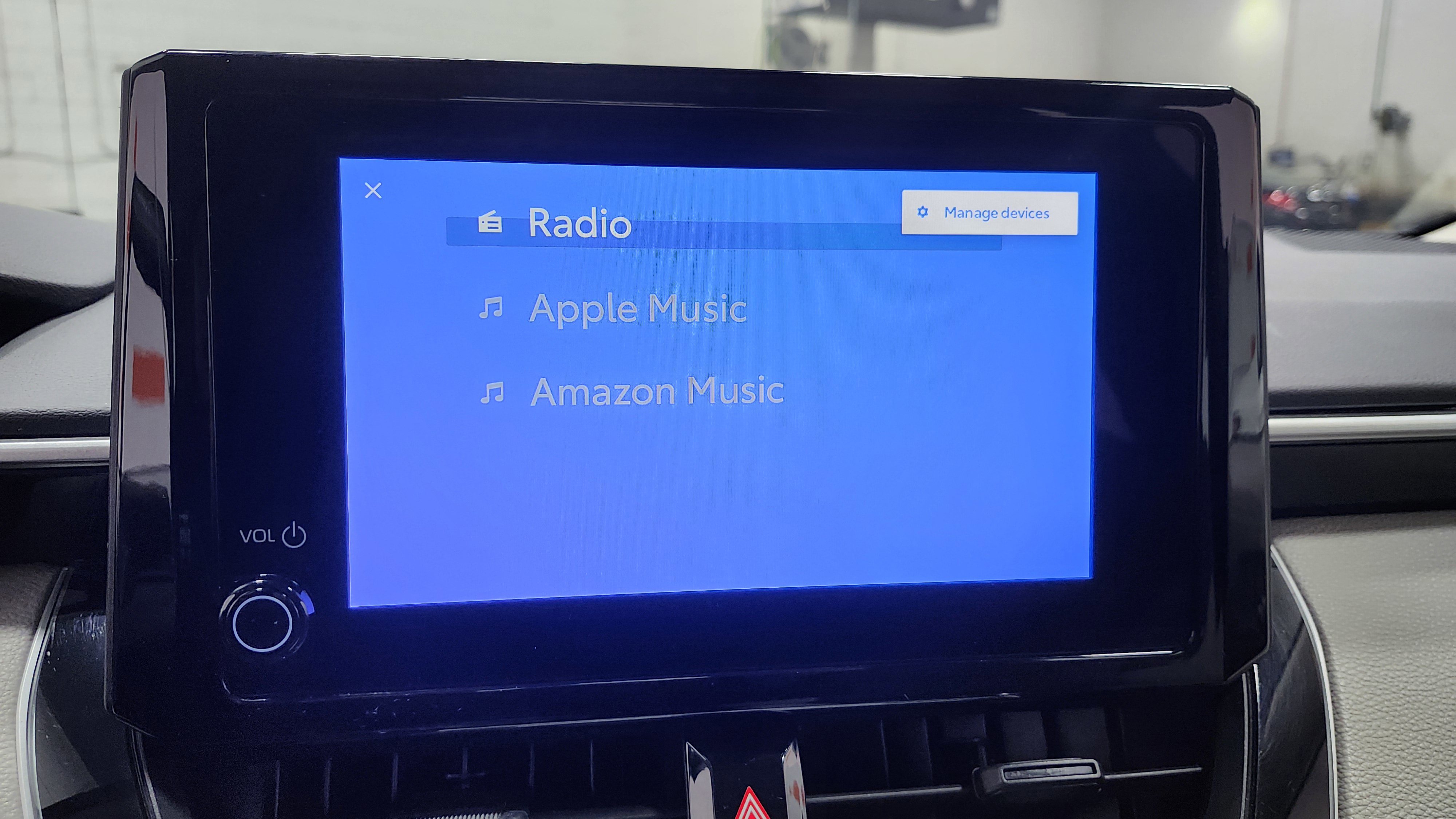 Used 2023 Toyota Corolla LE image 4