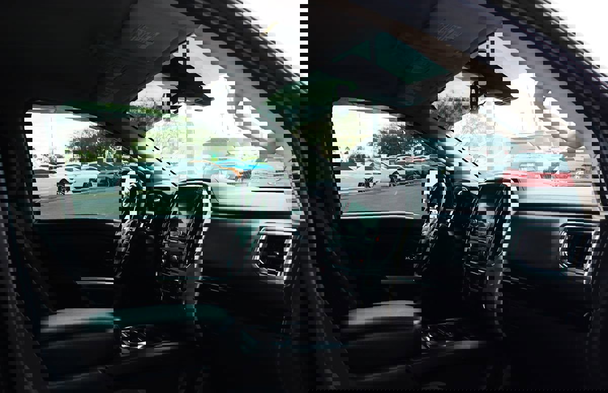 Used 2020 Nissan Titan SV w/ SV Convenience Package image 31