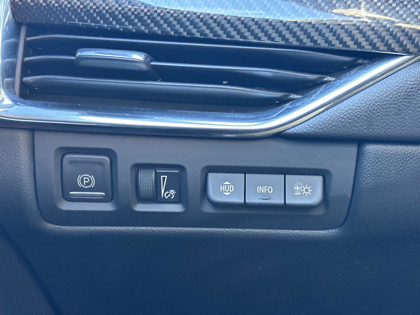 Certified 2023 Cadillac XT4 Sport w/ Technology Package image 27