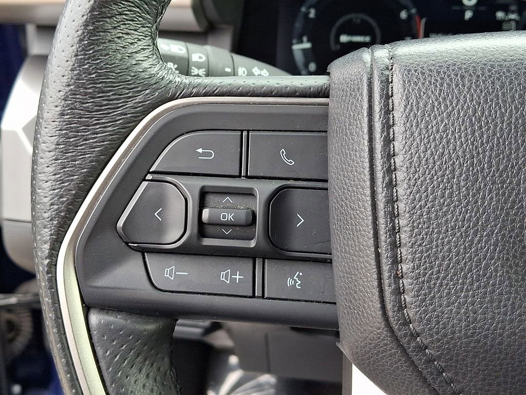 Used 2024 Toyota Tacoma TRD Off-Road AWD/4WD image 22