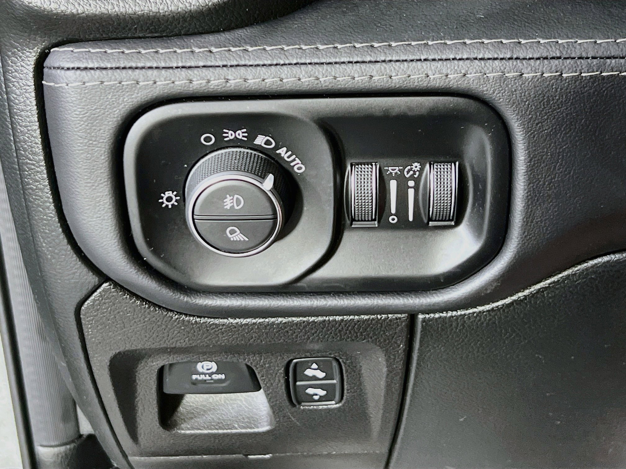 Used 2021 RAM 1500 TRX w/ TRX Level 2 Equipment Group image 10