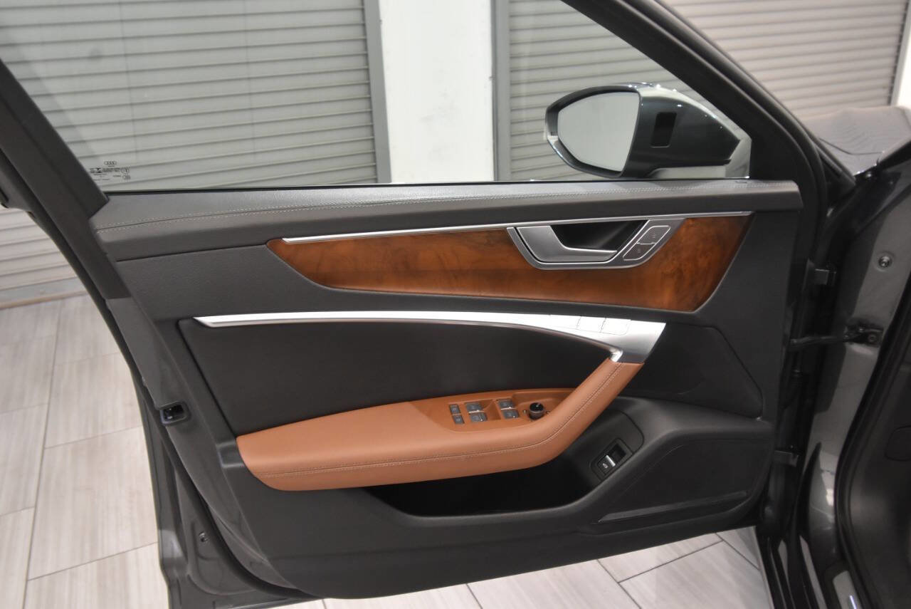 Used 2022 Audi A6 Premium Plus image 13