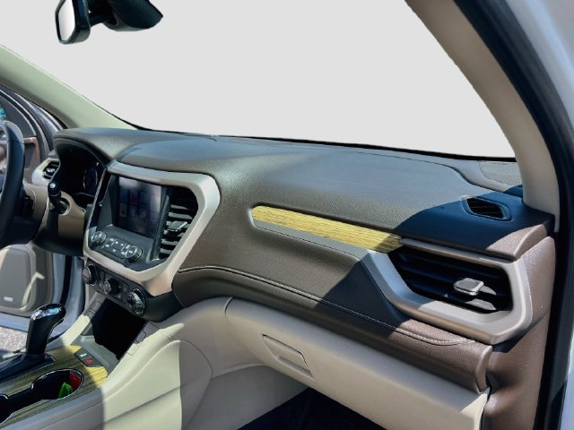 Used 2019 GMC Acadia Denali w/ Technology Package AWD/4WD image 28