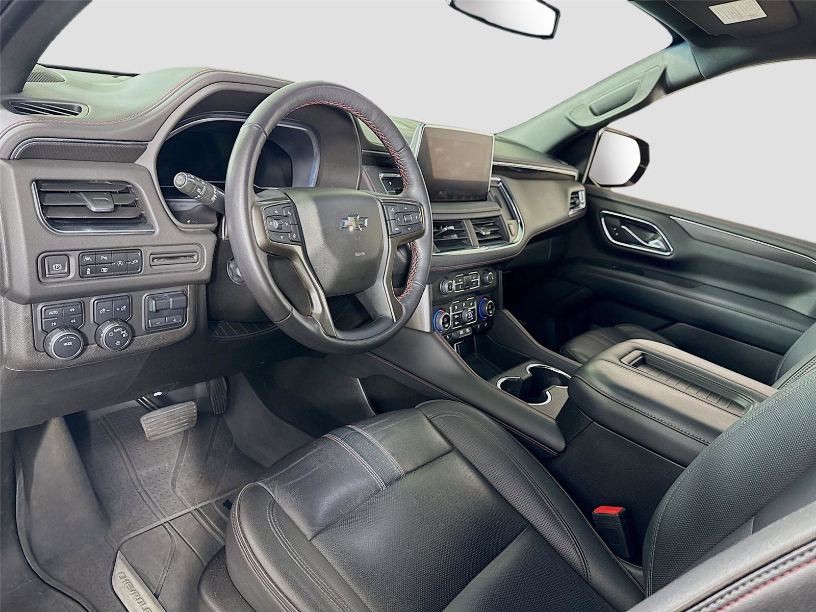 Used 2022 Chevrolet Tahoe RST w/ Luxury Package image 3