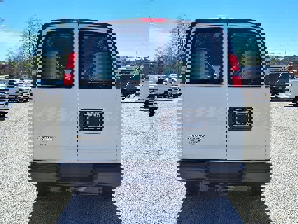 New 2026 Chevrolet Express 2500 Extended w/ Driver Convenience Package RWD image 6