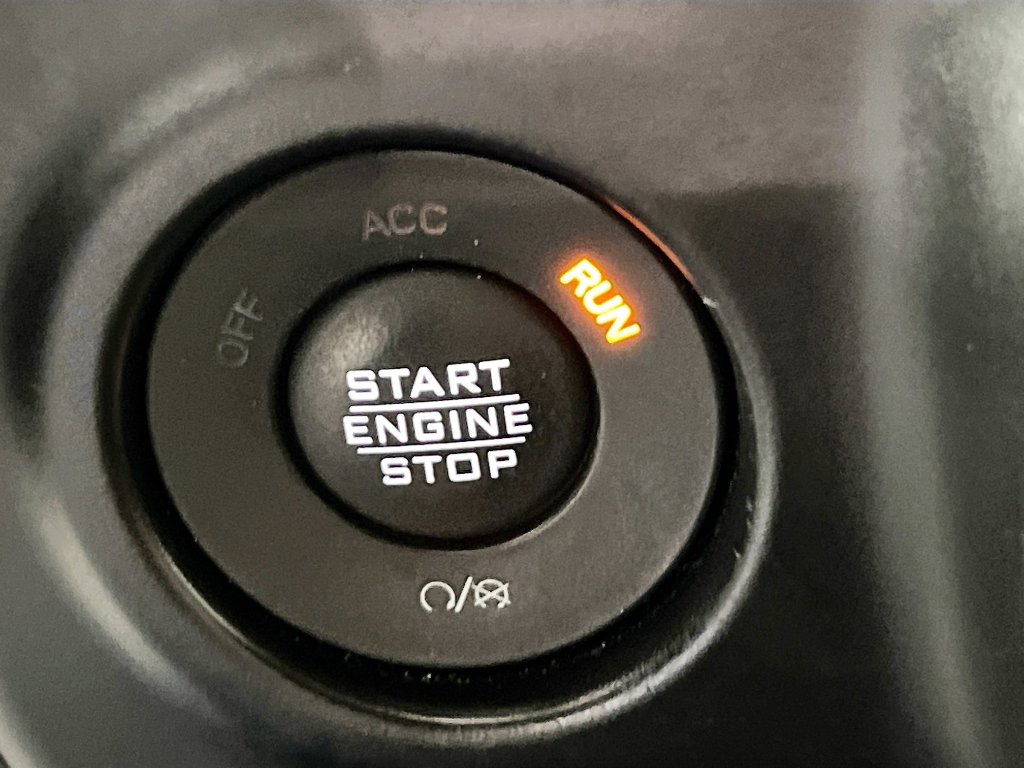 Used 2022 Jeep Wrangler Unlimited Sahara w/ LED Lighting Group AWD/4WD image 22