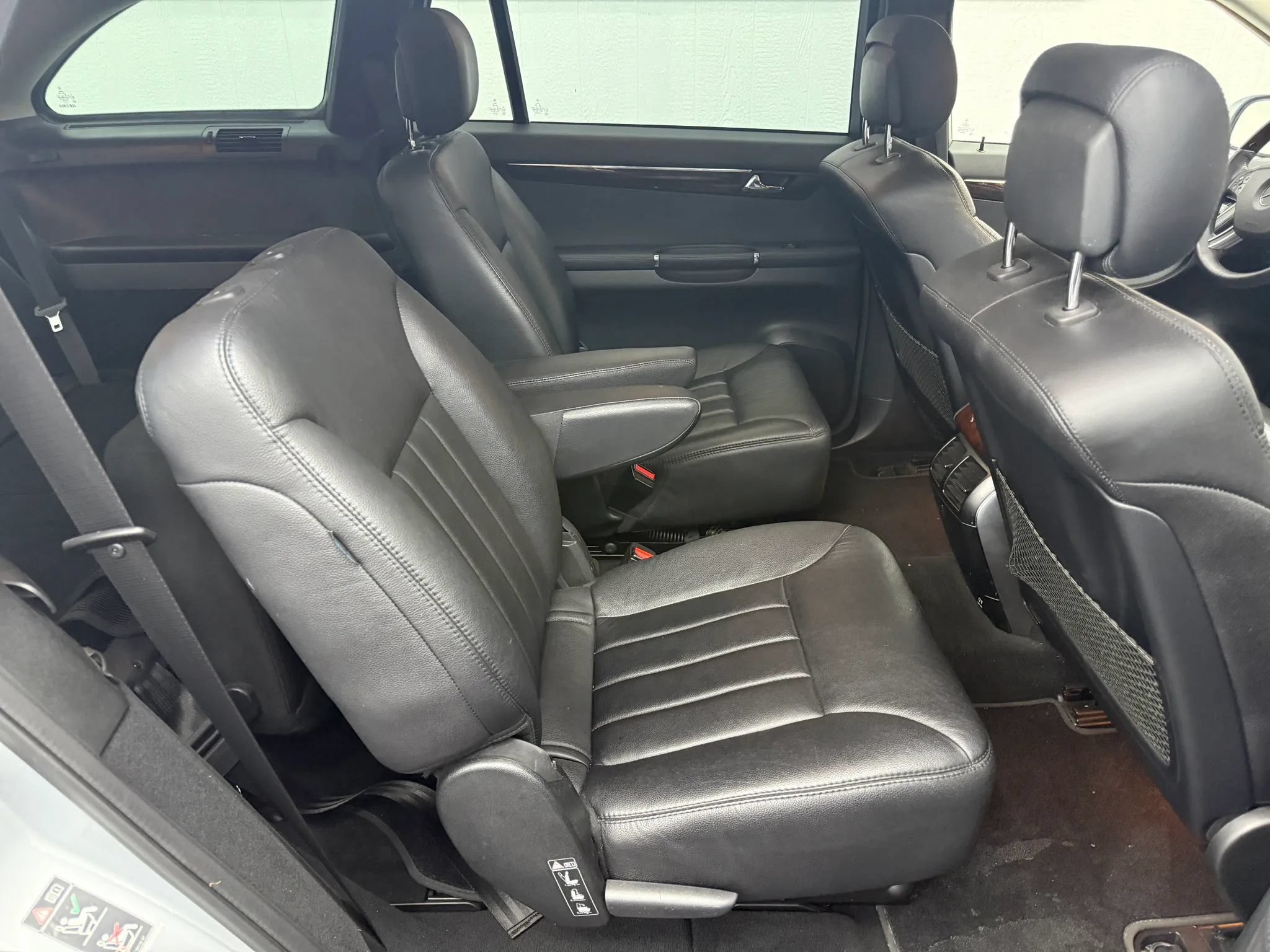 Used 2008 Mercedes-Benz R 320 CDI 4MATIC image 9
