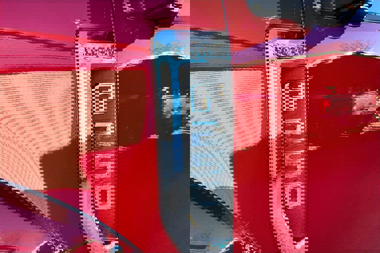 Used 2017 Ford F250 Lariat w/ Lariat Ultimate Package image 9