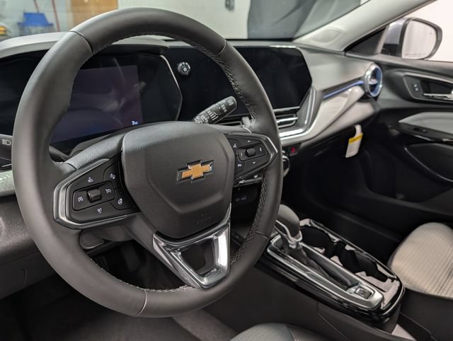 New 2026 Chevrolet Trax LT w/ Driver Confidence Package FWD image 17
