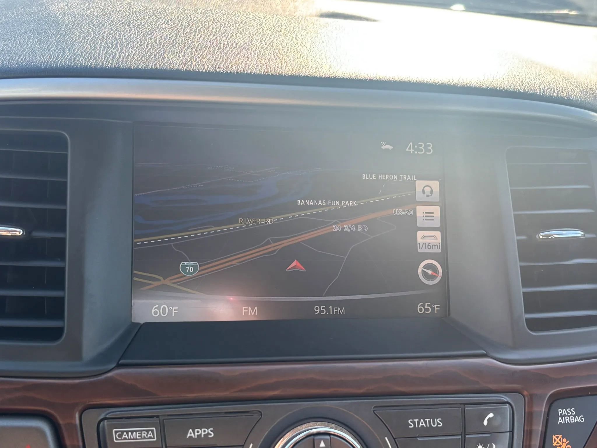 Used 2019 Nissan Pathfinder Platinum AWD/4WD image 26