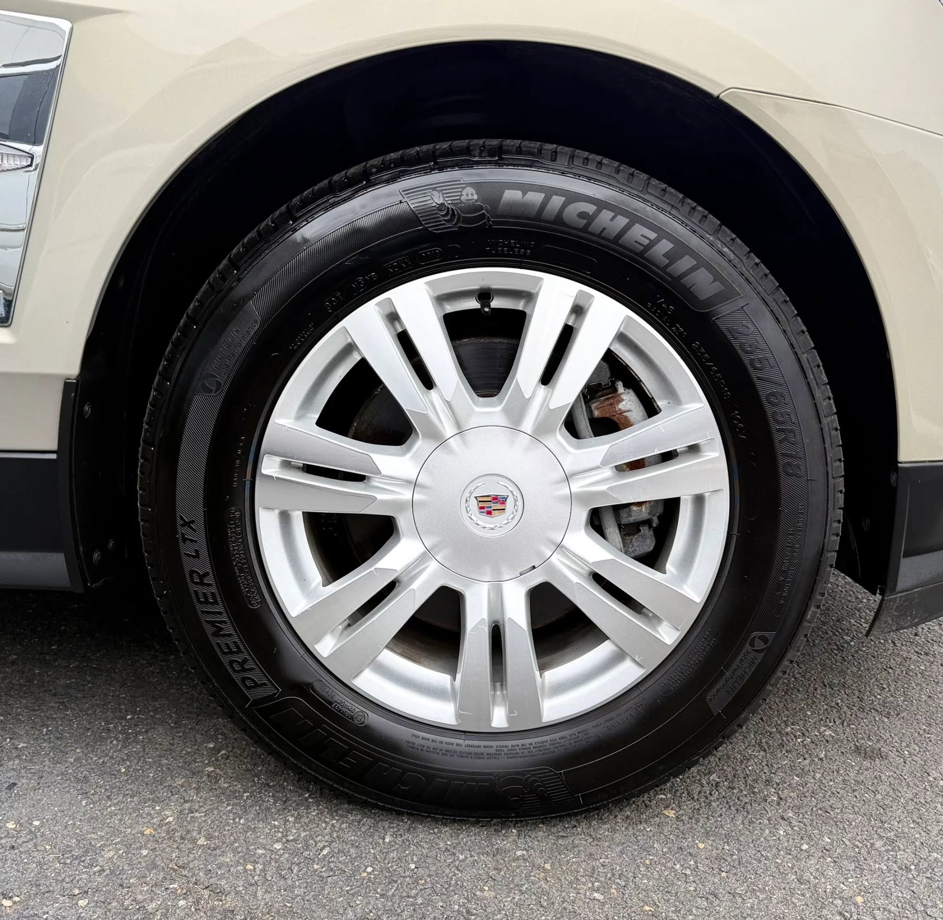 Used 2012 Cadillac SRX Luxury AWD/4WD image 56