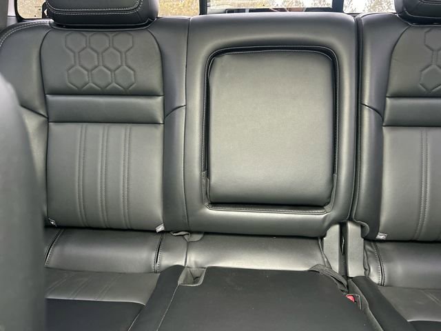 Used 2024 Nissan Frontier SL w/ Technology Package image 26