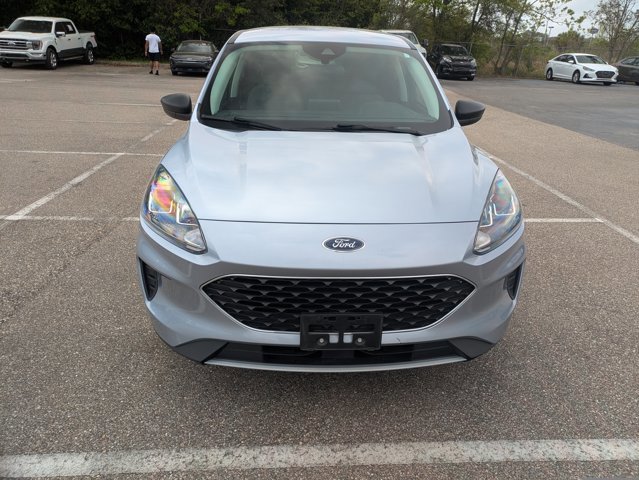 Used 2022 Ford Escape SE w/ Convenience Package image 2