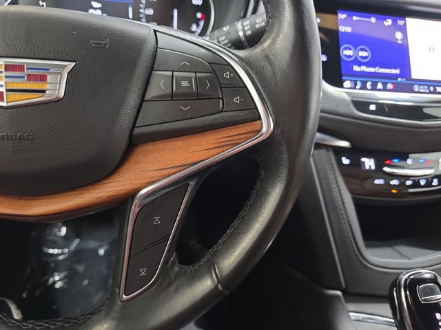 Certified 2024 Cadillac XT5 Premium Luxury AWD/4WD image 14