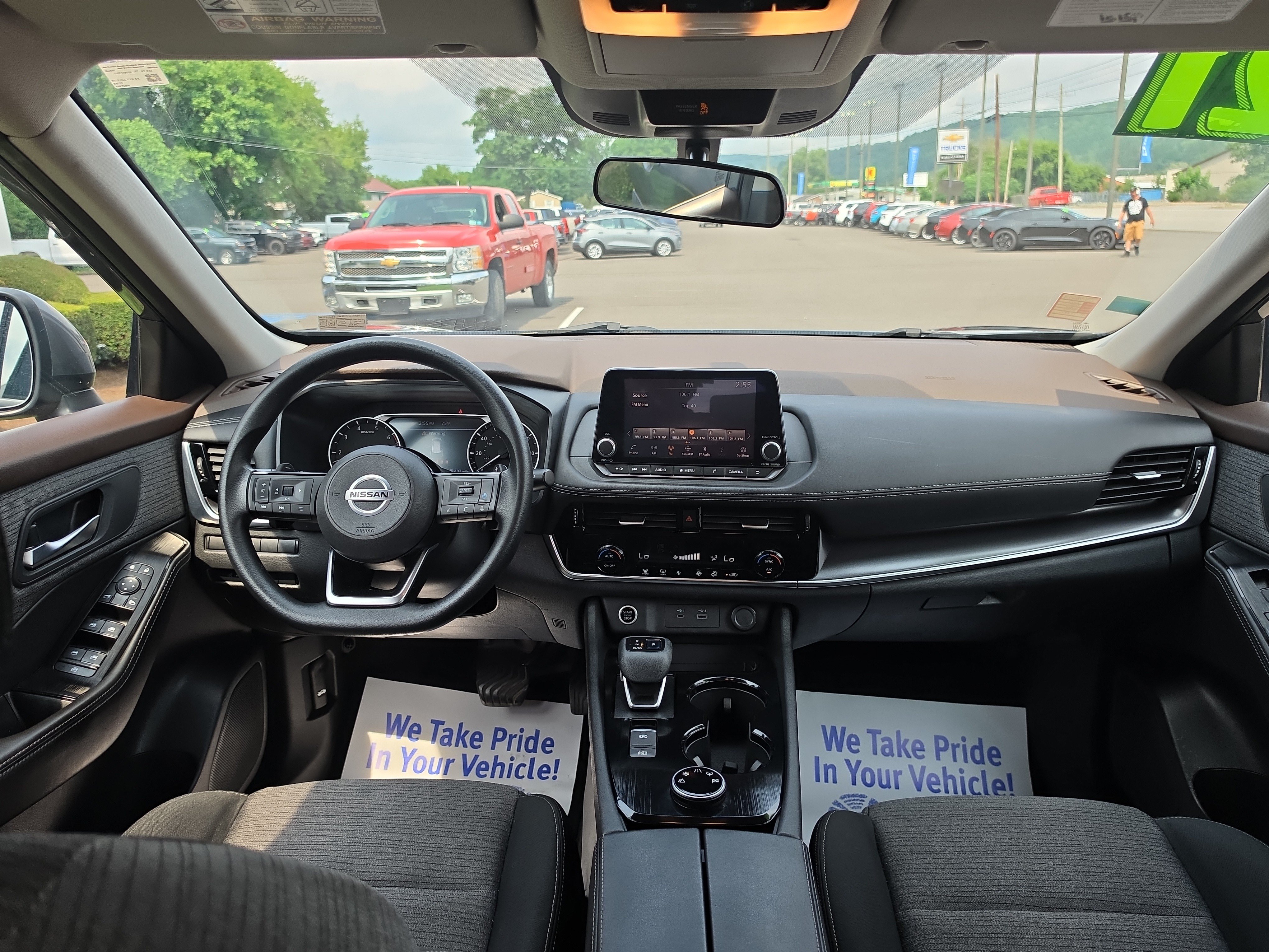 Used 2021 Nissan Rogue SV AWD/4WD image 15