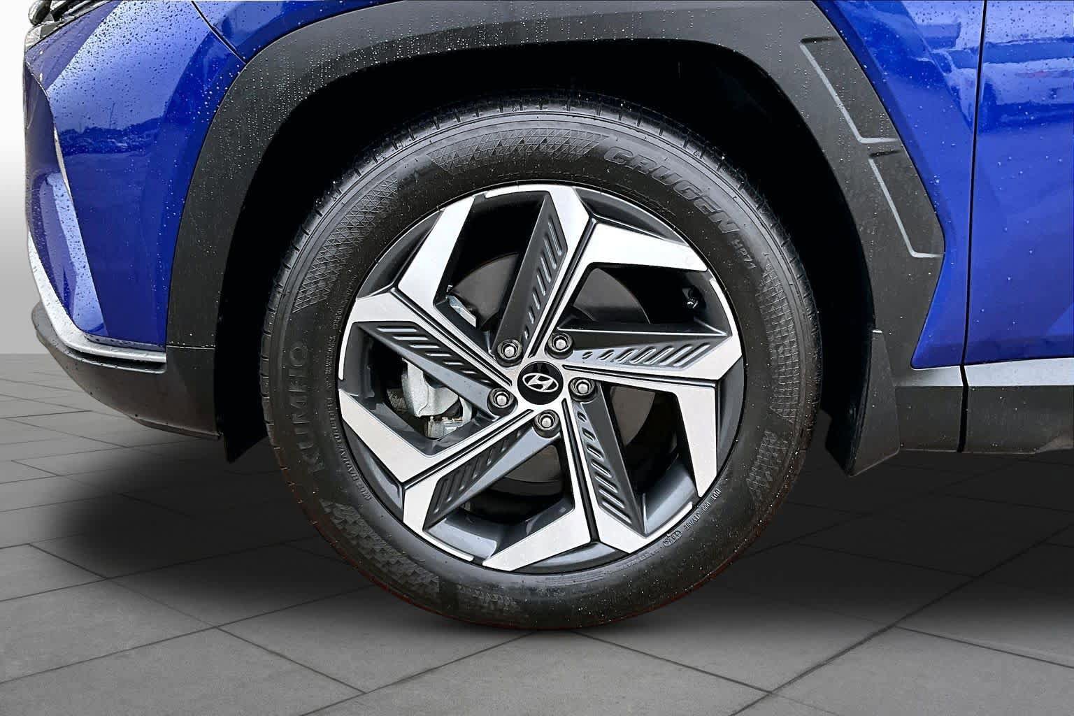 Certified 2024 Hyundai Tucson SEL w/ Convenience Package FWD image 10