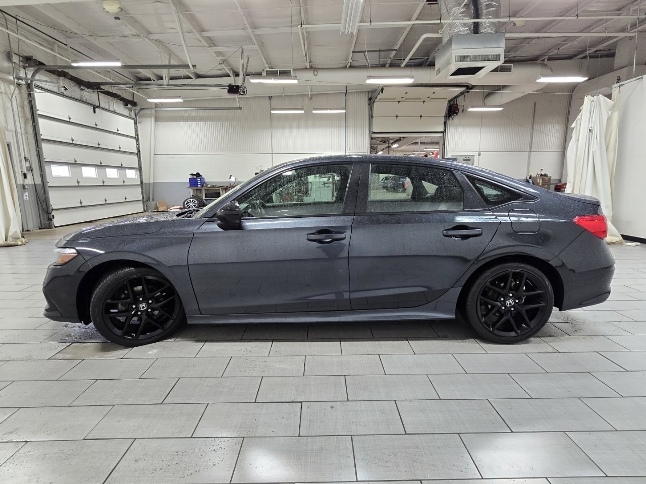Used 2023 Honda Civic Sport image 11