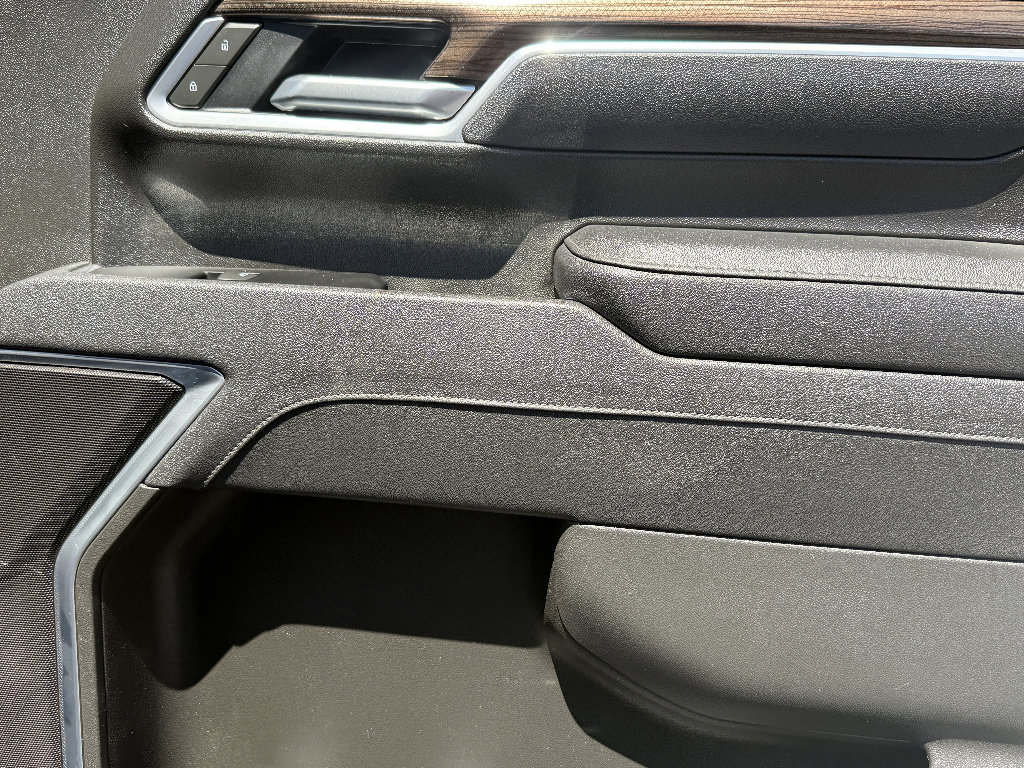 Used 2025 Chevrolet Silverado 2500 LT AWD/4WD image 26