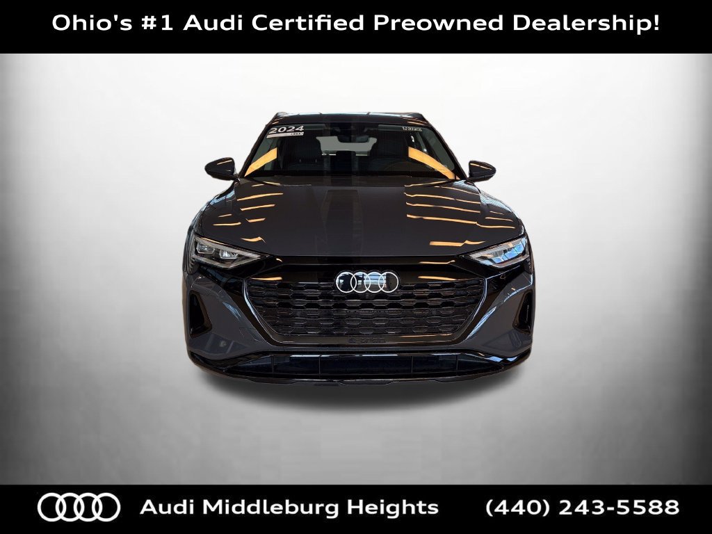 Used 2024 Audi Q8 e-tron Premium Plus AWD/4WD image 2