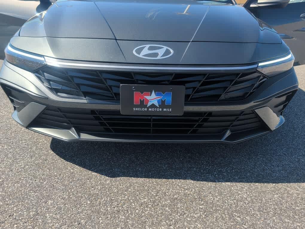 New 2026 Hyundai Elantra SE FWD image 27