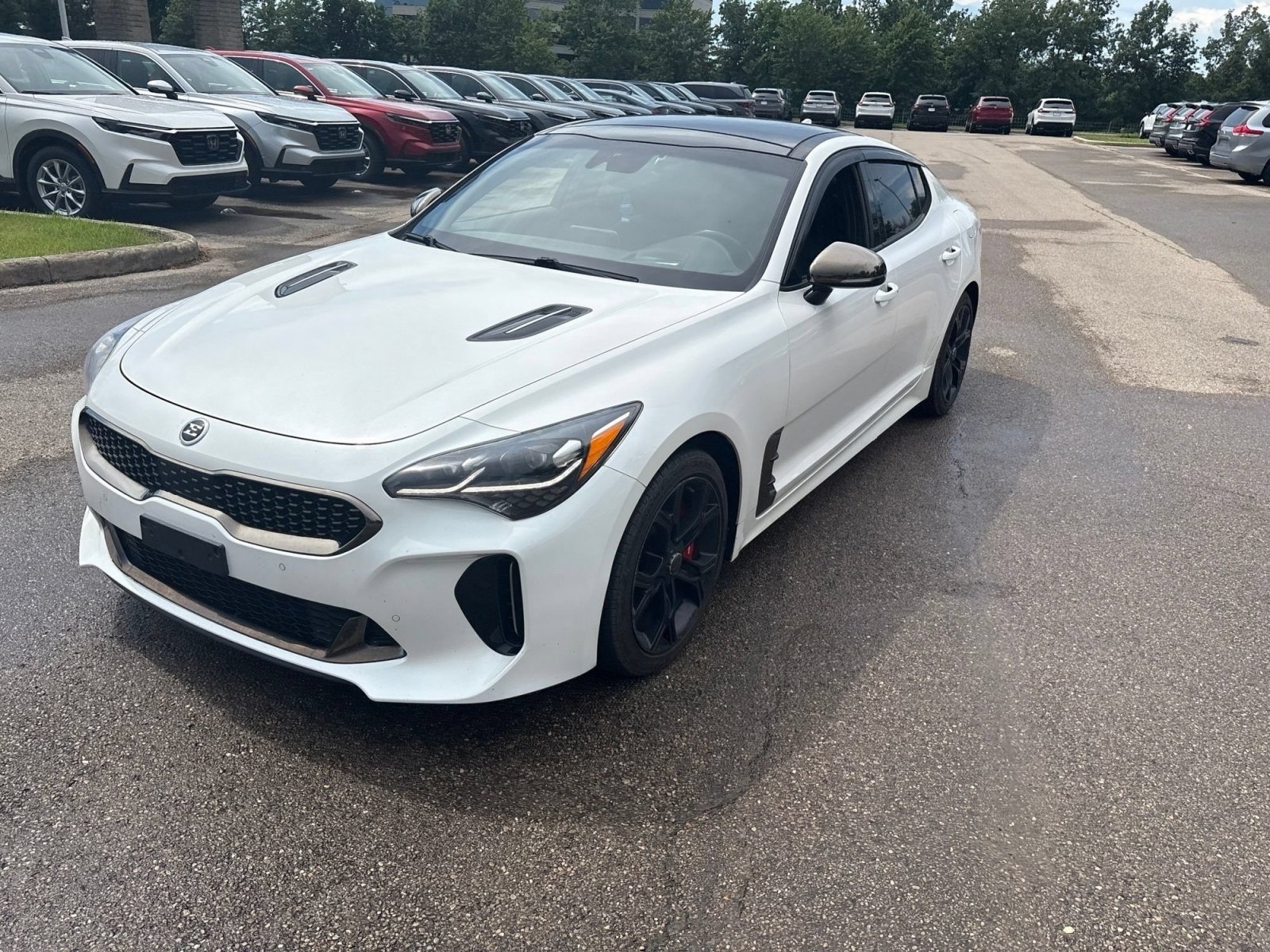 Used 2018 Kia Stinger GT2 AWD/4WD image 13