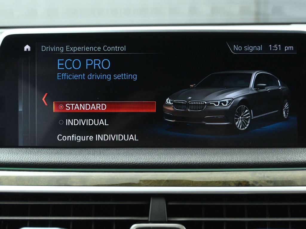 Used 2019 BMW 750i image 37