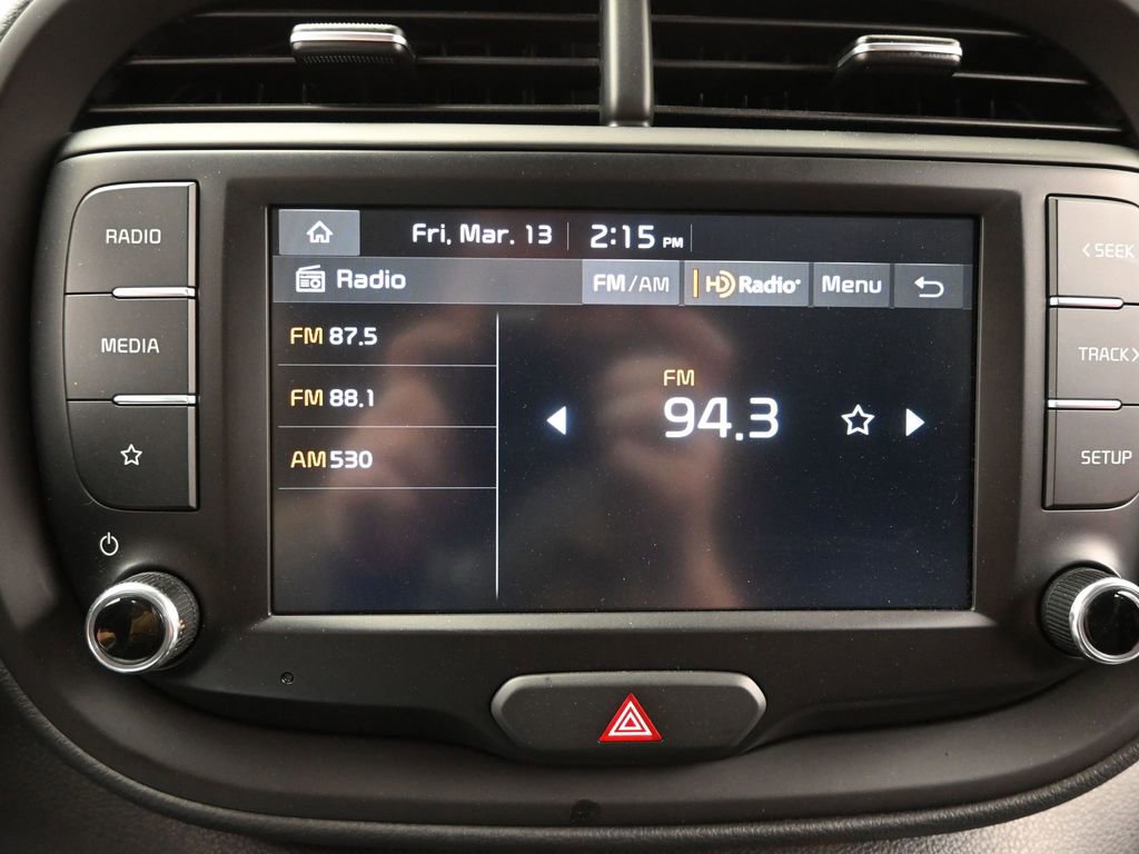 Certified 2022 Kia Soul LX w/ Technology Package image 23