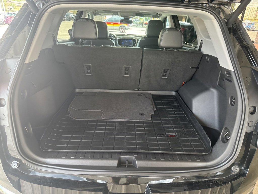 Used 2022 GMC Terrain SLT w/ Infotainment Package II image 23