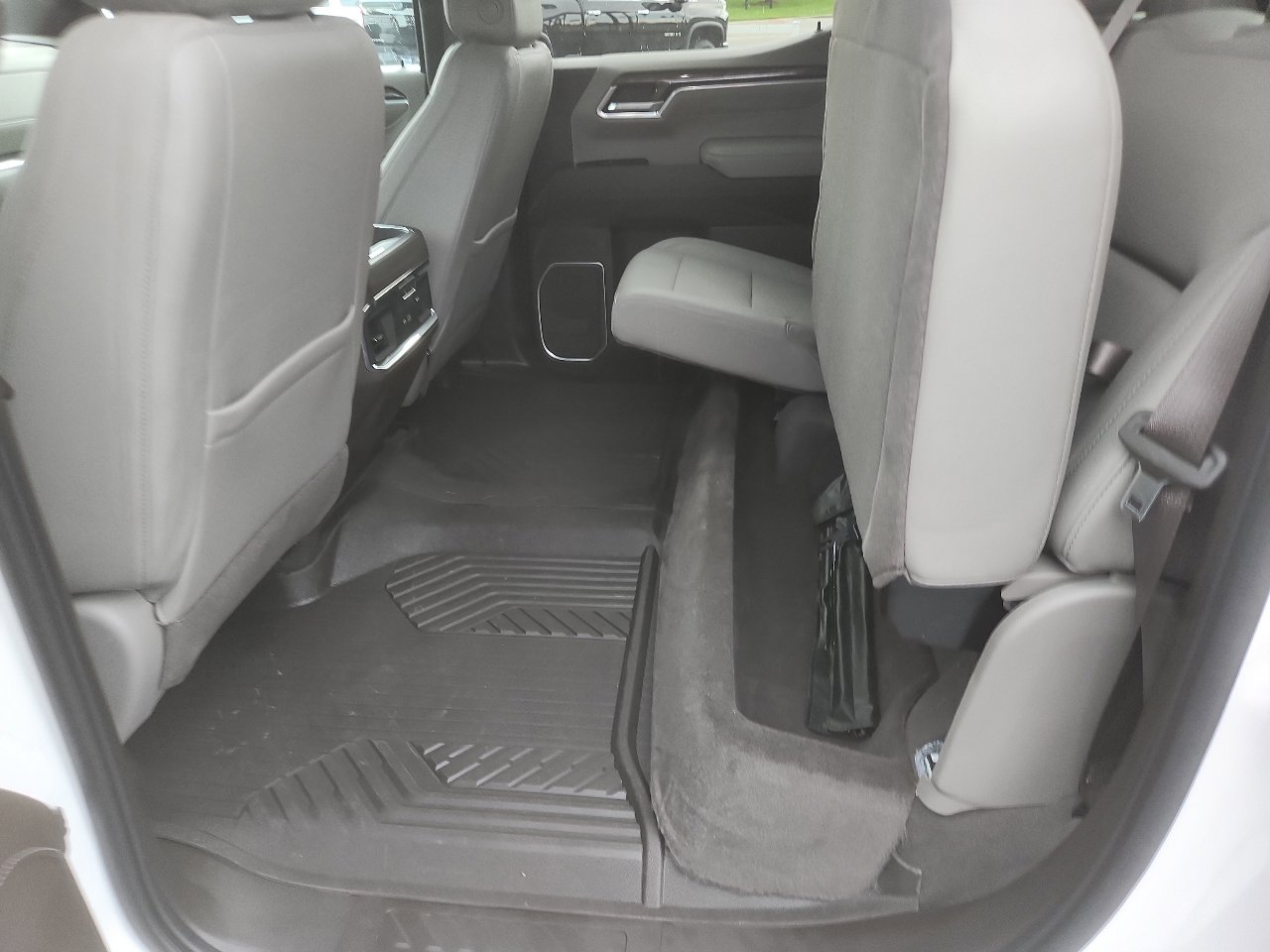 Used 2022 Chevrolet Silverado 1500 LTZ image 25