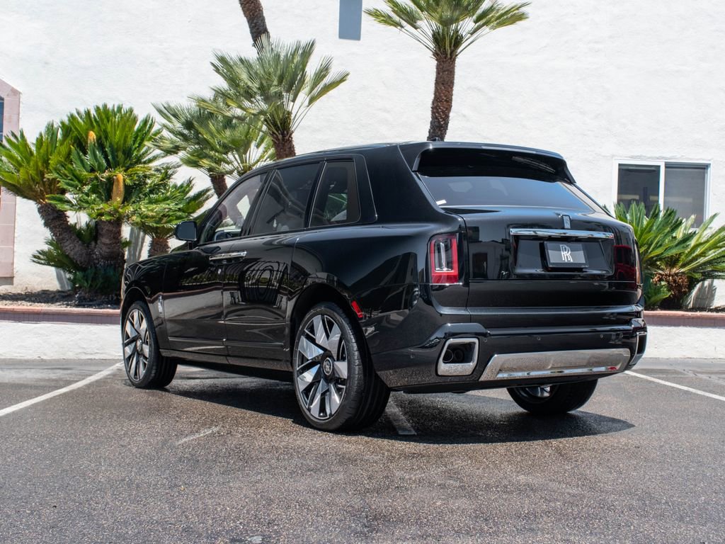 New 2026 Rolls-Royce Cullinan AWD/4WD image 48
