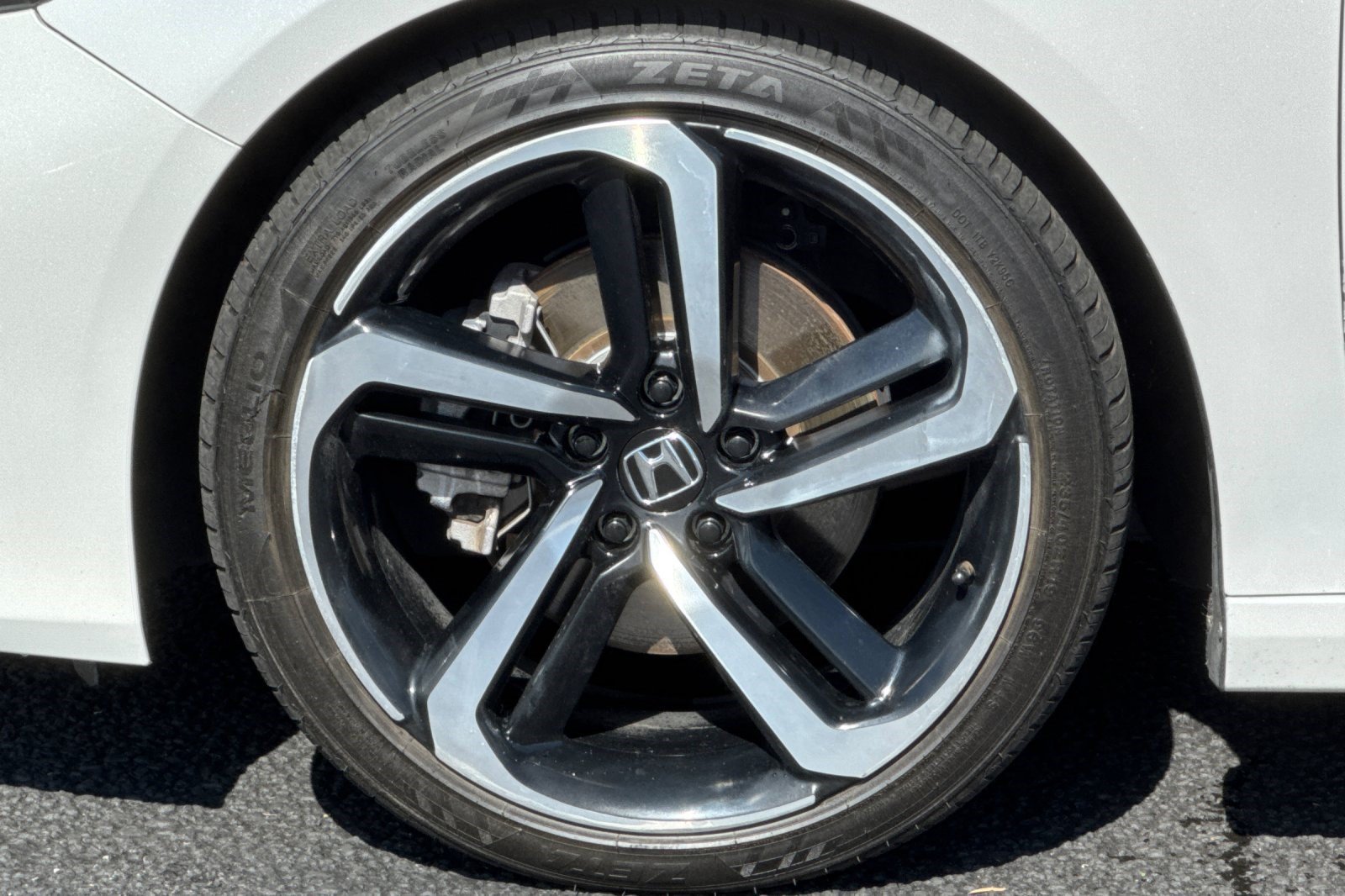 Used 2022 Honda Accord Sport image 11