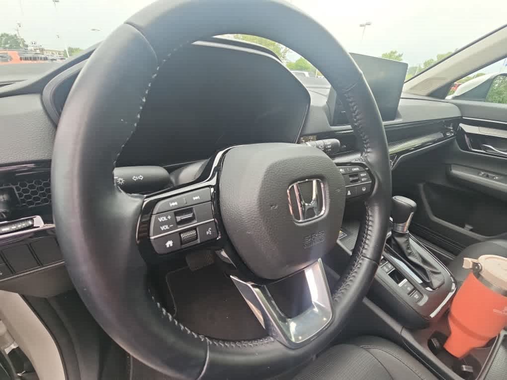 Used 2025 Honda CR-V EX-L image 7