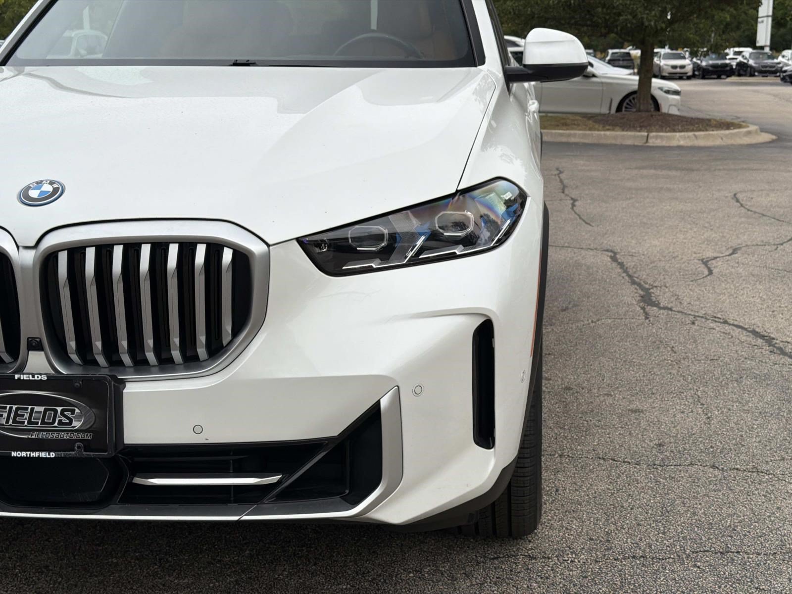 Certified 2024 BMW X5 xDrive50e w/ Premium Package AWD/4WD image 17